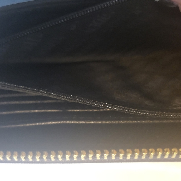 Steve Madden - Navy Blue and Pink Wallet, 8x5x1 - Picture 6 of 11